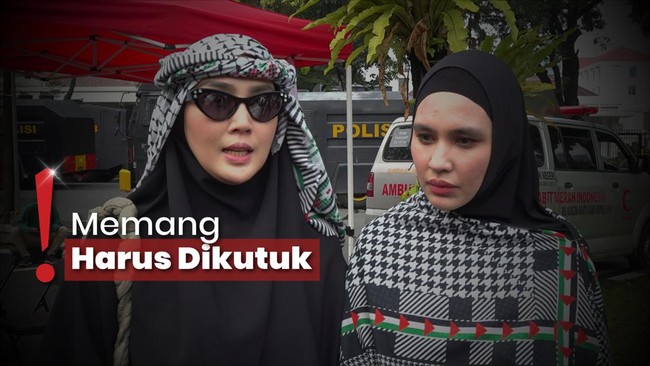 Fenita Arie dan Kartika Putri Ikut Aksi 'All Eyes on Rafah' di Kedubes AS
