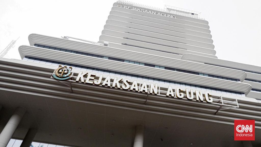 Usut Dugaan Korupsi Sawit, Kejagung Geledah Rumah Siti Nurbaya