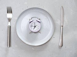 Studi Ungkap Diet yang Mirip Puasa Bisa Bikin Awet Muda