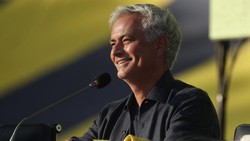 Mourinho Ngomongin Mantan: Mereka Tidak Main untuk Menang