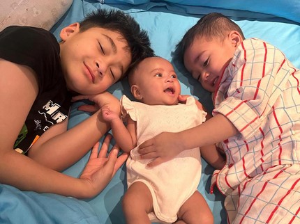 Terungkap, Potret Wajah Lily Bayi Perempuan yang Diasuh Nagita Slavina - Raffi Ahmad