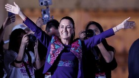 Claudia Sheinbaum Terpilih Jadi Presiden Perempuan Pertama Meksiko