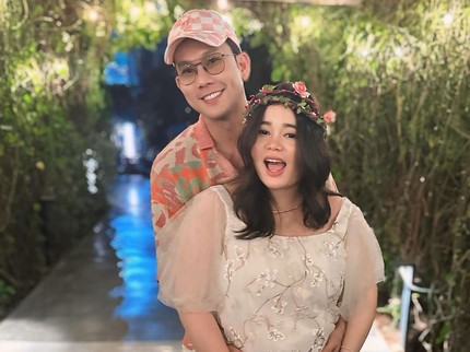 7 Potret Suasana Haru Momen Baby Shower Kehamilan Olivia Sumargo