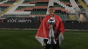Jay Idzes Cetak Sejarah, Pertahanan Solid Venezia Dipuji Pelatih