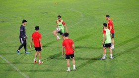FOTO: Timnas Irak Adaptasi dengan Panas Jakarta