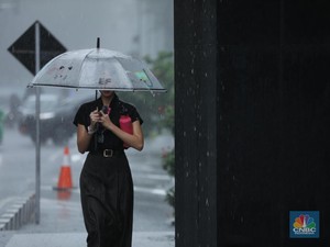 Cuaca RI Makin Tak Jelas, BMKG Beri Peringatan Baru Cuaca RI Makin Tak Jelas, BMKG Beri Peringatan Baru