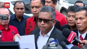 VIDEO: Hasto PDIP Diperiksa Polisi Soal Dugaan Berita Bohong