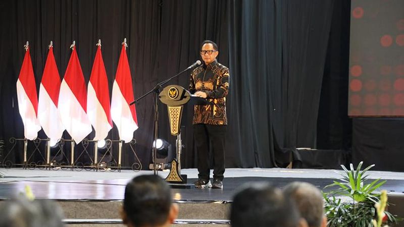 Menteri Dalam Negeri (Mendagri) Muhammad Tito Karnavian mengimbau agar wali kota dapat membangun tata kelola wilayah yang nyaman