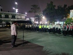 220 Aparat Gabungan Patroli Keliling Awasi Tempat Hiburan di Jaksel
