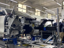 Kenalan dengan BMW Ultima, Satu-satunya Bengkel Resmi Bodi dan Cat BMW MINI di Indonesia