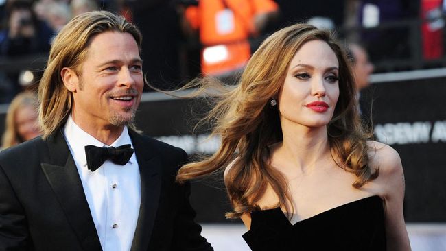 Pengacara Brad Pitt tolak permintaan Angelina Jolie beber komunikasi soal insiden pesawat 2016 dalam kasus saham Château Miraval.