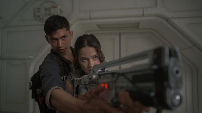 Alien: Romulus melengserkan Deadpool & Wolverine yang sudah tiga pekan bertahan di puncak box office Amerika Utara.