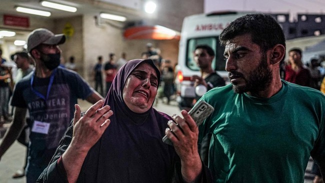 FOTO: Israel Bombardir Al-Bureij di Gaza Tengah, Belasan Orang Tewas