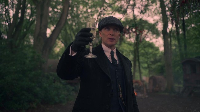 Legenda Kembali: Cillian Murphy Menghidupkan Kembali Tommy Shelby dalam Film Adaptasi Peaky Blinders