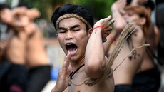 FOTO: Usaha Segelintir Kawula Muda Kamboja Jaga Bela Diri Kuno