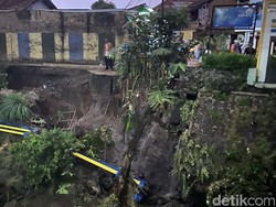 Kronologi Pipa PDAM Pecah dan Hancurkan Rumah Warga di Bandung