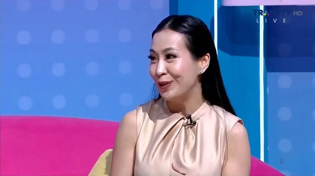 Hari Ini, Flash Sale 8RB Mobil Toyota Agya di Shopee Live Mami Louisse