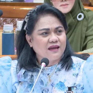 Segini Gaji Anita Anggota DPR Viral Tunjuk-tunjuk Nadiem Makarim Saat Rapat