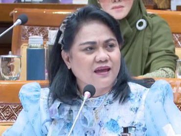Segini Gaji Anita Anggota DPR Viral Tunjuk-tunjuk Nadiem Makarim Saat Rapat