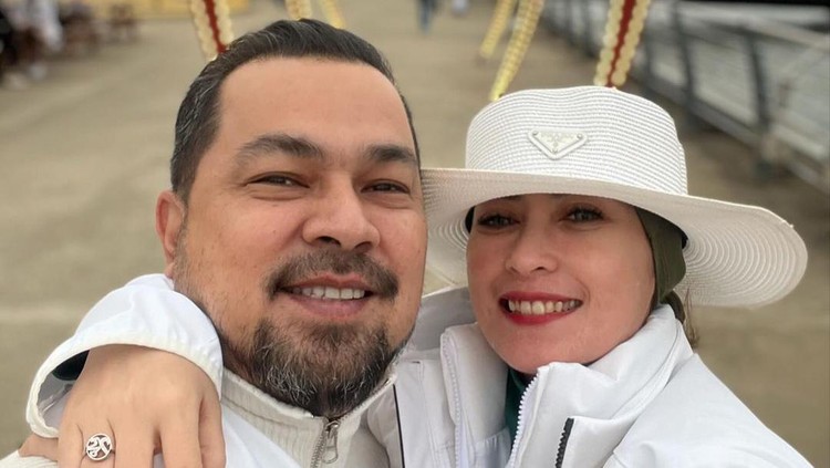 Annisa Trihapsari dan Sultan Djorghi