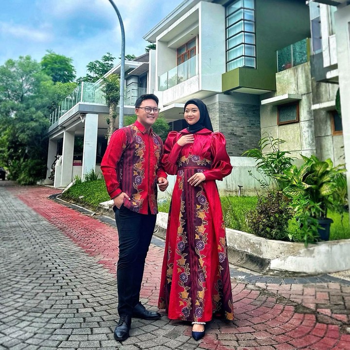 <p>Danang DA memiliki seorang istri yang berprofesi sebagai dokter spesialis saraf. Dia adalah Hemas Nura, perempuan yang dinikahinya pada 12 Desember 2021. (Foto: Instagram @danang_official91)</p>