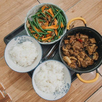 Sudah Tahu? Ini 5 Jenis Makanan dan Minuman yang Tidak Boleh Dikonsumsi Bersama Nasi