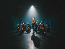 Lirik Lagu Dark Romance - Moonbyul MAMAMOO