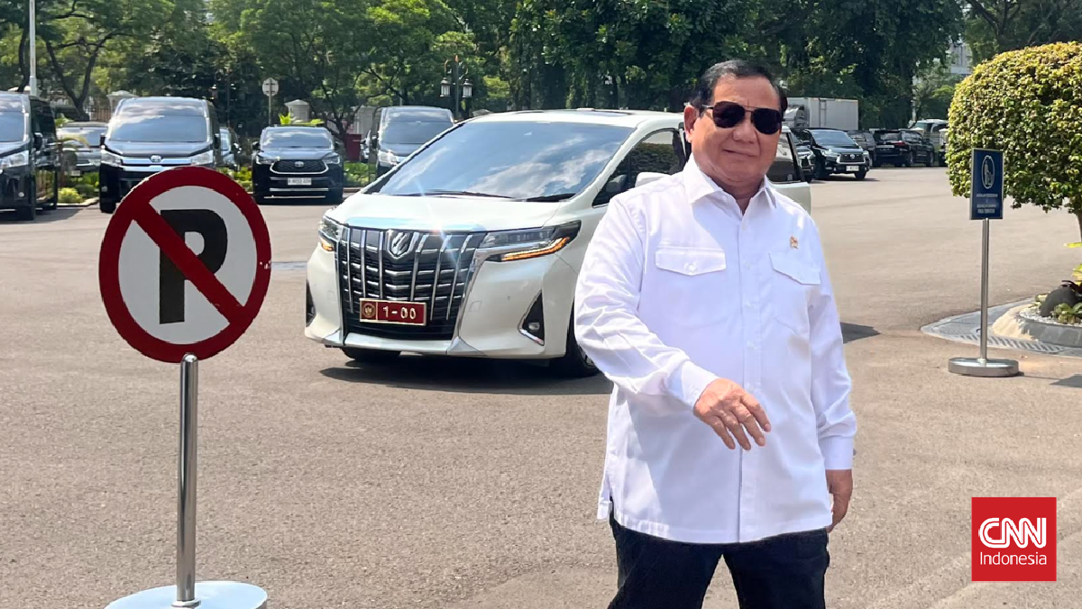 Prabowo Curhat Kangen Naik Alphard