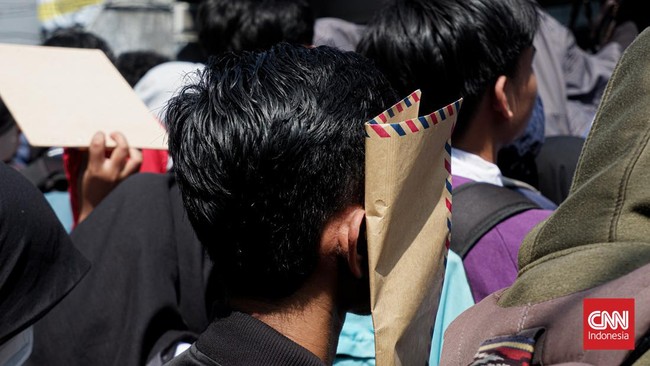 Kantor Loker Bodong di Pasar Minggu Kembalikan Uang ke 3 Korban