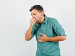 Resep Obat Batuk Alami yang Bisa Dibuat Sendiri di Rumah