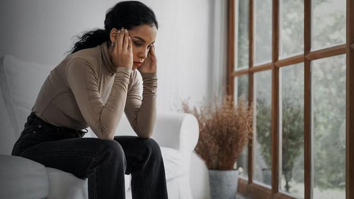 Alasan Mengapa Perempuan Lebih Mudah Merasa Cemas dan 5 Cara Mengatasinya