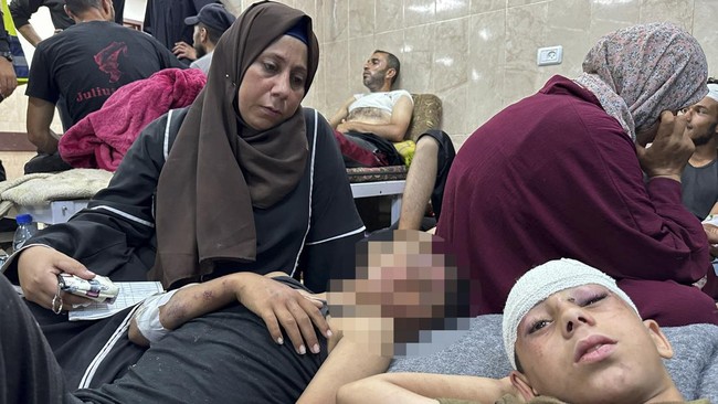 FOTO: Serangan Udara Israel di Sekolah PBB Gaza Tewaskan 37 Orang