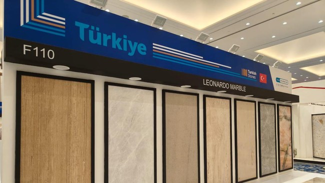 Pameran khusus marmer, batu alam, dan material pelapis Jakarta Surface Show 2024 digelar di Grand Ballroom JIExpo, Kemayoran, Jakarta pada 6-8 Juni 2024.