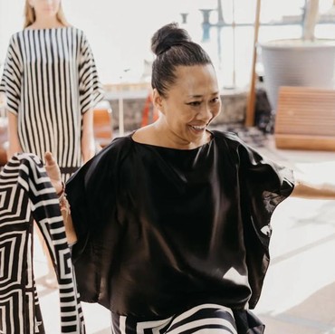 Terpopuler: Asmara Sarah Menzel & Azriel vs Sosok Niluh Djelantik Bahas Salam Lintas Agama