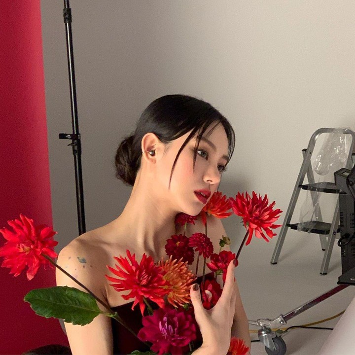 <p>NOZE pernah mengungkapkan kalau ia telah syuting 10 iklan dan dengan bayaran 70 kali lipat berkat penampilannya di <em>Street Woman Fighter.</em> (Foto: Instagram @nozeworld)</p>