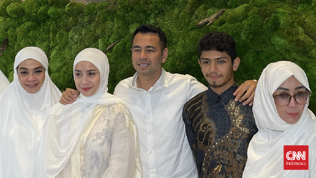 Raffi Ahmad membagikan persiapan yang dilakukan menjelang berangkat ibadah haji ke Arab Saudi.