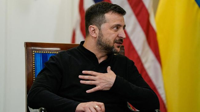 Tok! Presiden Ukraina Zelensky Bakal Ajukan Damai dengan Rusia