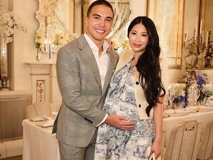 7 Potret Kakak Ipar Anisha Rosnah Istri Pangeran Mateen, Tak Kalah Elegan Bun