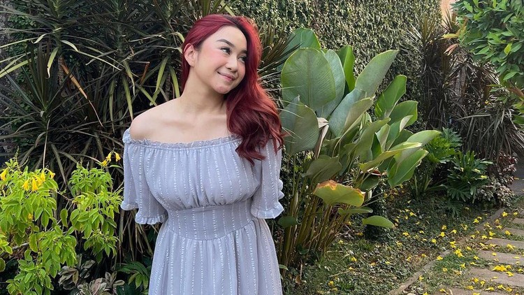 Ratna Kaidah Sarati Putri Adi Bing Slamet