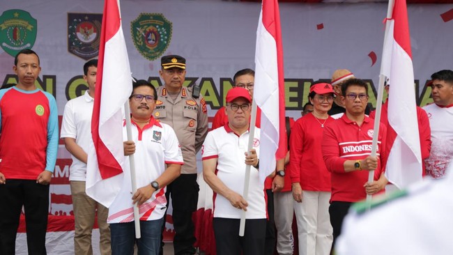 Direktorat Jenderal (Ditjen) Politik dan Pemerintahan Umum (Polpum) menggelar Pencanangan Gerakan Pembagian 10 Juta Bendera Merah Putih.