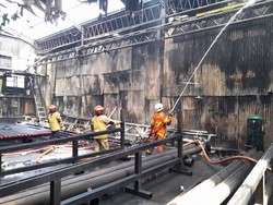 Gudang di Surabaya Terbakar, Diduga Tersulut Api Mesin Gerinda