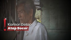 Miris, Kakek Ini Sakit Stroke Tinggal Sendiri di Gubuk Tanpa Air dan Makanan