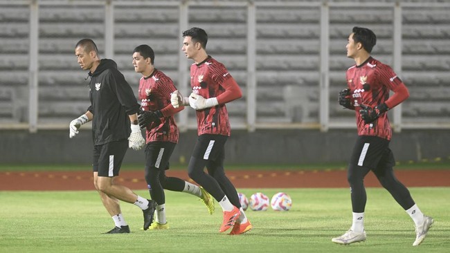 Pelatih kiper Timnas Indonesia Kim Bong Soo memuji deretan penjaga gawang tim Merah Putih seperti Ernando, Nadeo, sampai Daffa Fasya.