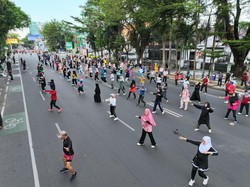 Pj Gubernur Sulsel Gelar Senam Sehat Bareng Warga di CFD Makassar