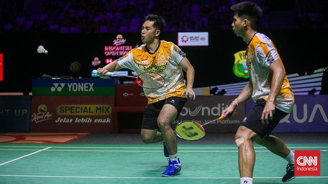 Sabar Karyaman Gutama/Moh Reza Pahlevi Isfahani kalah dari Kang Min Hyuk/Seo Seung Jae dalam laga final Hong Kong Open 2024.