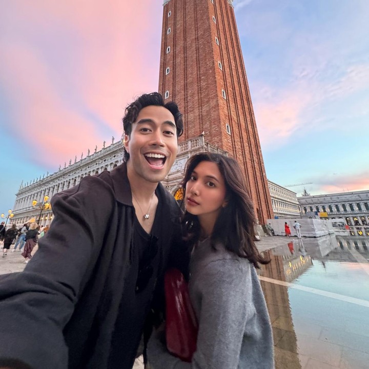 <p>Vidi Aldiano dan Sheila Aisha tengah menikmati liburan di luar negeri. Mereka menghabiskan waktu di Italia, Bunda. (Foto: Instagram @vidialdiano)</p>
