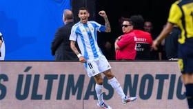 FOTO: Di Maria Bantu Argentina Kalahkan Ekuador