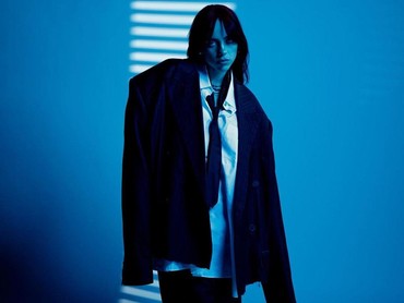 img-title Lirik Lagu BITTERSUITE - Billie Eilish