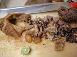 Di Balik Stigma Kolesterol, Ini Manfaat Kikil Sapi yang Jarang Diketahui!