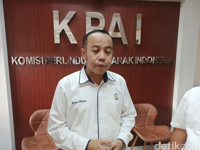 Komisioner Komisi Perlindungan Anak Indonesia (KPAI) Jasra Putra. (Rachma/detikcom)